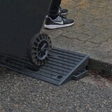 thumbnail of TRUTZHOLM Bordsteinrampe 2er Set 50x32x10cm Tragkraft 2t Gummi Rampe Auffahrrampe Rollstuhlrampe