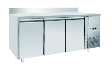 METRO Professional Table réfrigérée GCC3100BS, Inox, 179.5x70x85cm, 400L, refroidissement par air, 400W, dégivrage automatique, avec serrure, argenté
