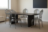 thumbnail of Biscottini Polycarbonat-Stühle – Outdoor-Stuhl – Grauer Kunststoffstuhl für Küche und Esszimmer – Moderne Sessel – Schlafzimmersessel