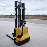 thumbnail of Apilador Eléctrico TYMBIA 1200kg a 3000mm LITIO 24V/60Ah