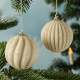 thumbnail of Christbaumkugeln Weihnachtskugeln bruchfest 2 Designs 8cm creme 12St.