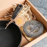 thumbnail of Bratpfanne aus Gusseisen – ø 20 x 4 cm – Gusseisenpfanne für alle Wärmequellen – Metallgriff – PFAS-frei – Schwarz