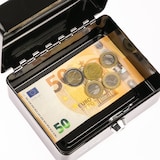 thumbnail of HMF Geldkassette abschließbar, Kasse mit Münzeinsatz, 6 Münzfächer, 15 x 12 x 8 cm, Schwarz