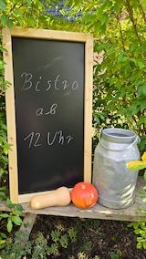 thumbnail of Kreidetafel mit Holzrahmen / Weiß 50x100cm