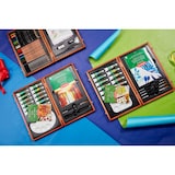 thumbnail of Caixa de madeira Derwent com 35 peças (contém: lápis de esboço, lápis de cor, lápis de aguarela e um caderno de esboços).