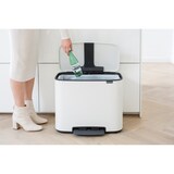 thumbnail of Brabantia Bo pedaalemmer staal 36 liter L 363 x B 540 x H 440 mm SoftClose – wit