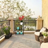 thumbnail of Relaxdays Blumenregal, klappbar, 3 Ebenen, Balkon, Garten & Indoor, Metall, Pflanzenregal HBT 83 x 44,5 x 25 cm, schwarz
