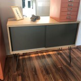 thumbnail of Bisley MultiRange Sideboard in Weiß - Büroschrank mit Schiebetüren 100cm breit, Retro-Design Kommode aus Holz & Metall, Schrank für Ordner, Bücher &