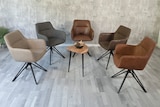 thumbnail of Esszimmer Drehstuhl, Kunstlederbezug Wildlederoptik Braun Metallgestell PITT