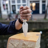 thumbnail of BOSKA Parmesanmesser PRO, 11 cm - Premium Qualität - Edelstahl - Für Hartkäse wie Parmesan - 1896 Kollektion