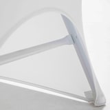 thumbnail of Witte inklapbare stoelhoes met opening 45 x 89 cm