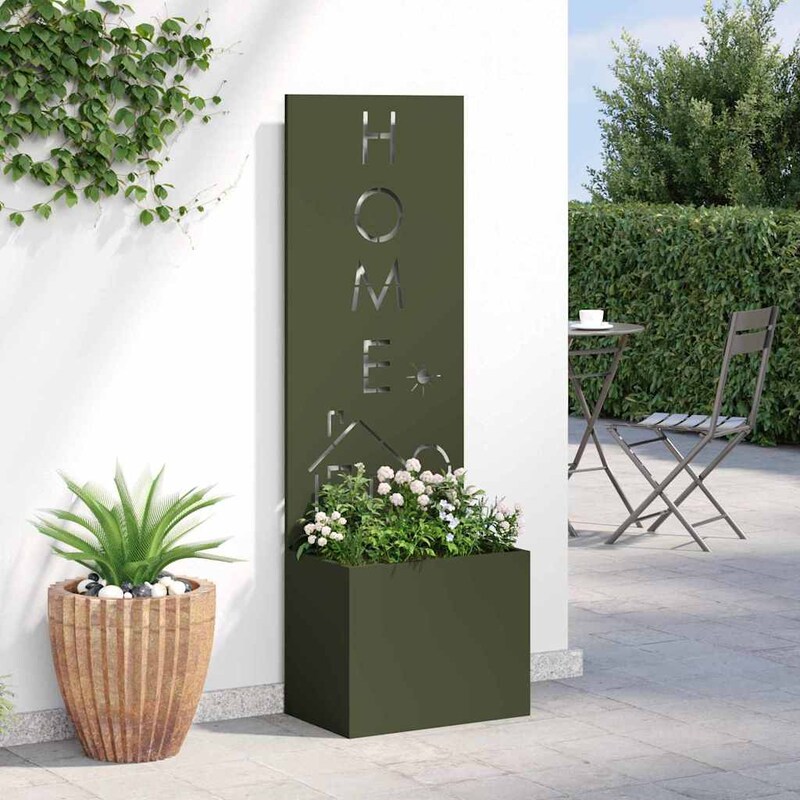 Ein vertikaler Pflanzkasten mit Blumen.