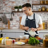 thumbnail of Relaxdays Messbecher Glas, 500 ml, hitzebeständig, mikrowellengeeignet, Skala in Milliliter, Cups, oz, transparent