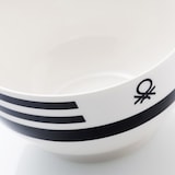 thumbnail of Benetton - Servies 26-delig gemaakt van hoogwaardig zwart en wit aardewerk