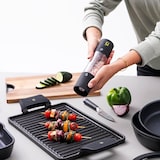 thumbnail of San Ignacio XTRA - Grelha retangular de ferro fundido 43×23 cm com alças de silicone