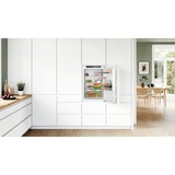 thumbnail of Bosch Serie 6, Einbau-Kühlschrank, 88 x 56 cm, Flachscharnier mit Softeinzug KIR21ADD1