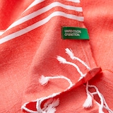 thumbnail of Benetton - Badetuch 80 x 165 cm, 170 g/m², 100 % Baumwolle, Rot