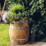 thumbnail of Relaxdays Standbrunnen Antik, mit Wasserhahn & Becken, HBT 72 x 26 x 31 cm, Wasserzapfsäule Garten, Terrasse, dunkelgrün