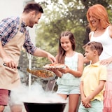 thumbnail of Relaxdays Fischbräter 2er Set, Edelstahl, Gummigriff, 58,5 cm lang, Fischhalter zum Grillen, Grillkorb Fisch, silber