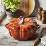 thumbnail of Cocotte Staub calabaza 24 cm color canela