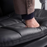 thumbnail of Chaise de bureau XL Troy en similicuir Noir