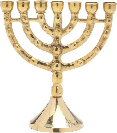 Ein goldener siebenarmiger Leuchter.