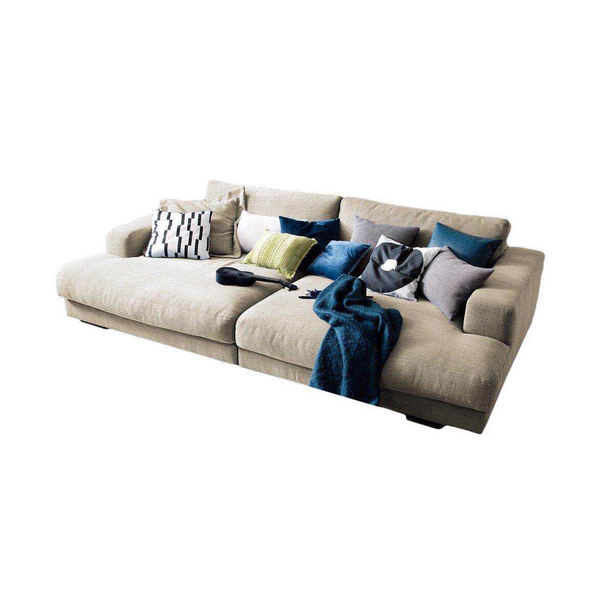 Sofá grande KAWOLA MADELINE de tela blanca crema