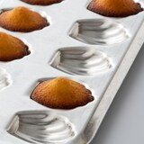 thumbnail of Gobel - Backblech 20 Mini-Madeleines - Weißblech - 395 x 125 x 13 mm - 164510
