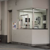 thumbnail of Presentoir mural Black Line transparent A5 12 cases