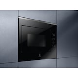 thumbnail of ELECTROLUX Micro-ondes Encastrable 26l 900w Noir/inox kmfe264tex
