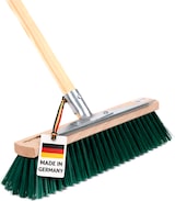 thumbnail of Hochwertiger Gartenbesen 40cm Breit mit Metall-Kratzleiste und Geräte-Holzstiel 160cm Lang grüne Borsten Straßenbesen Besen für Garten draussen