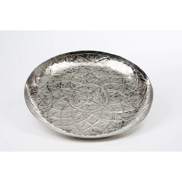 Tablett rund, verziert, Groß Höhe 5,0 cm Durchmesser 55,0 cm Gewicht 1,10 KG Aluminium vernickelt