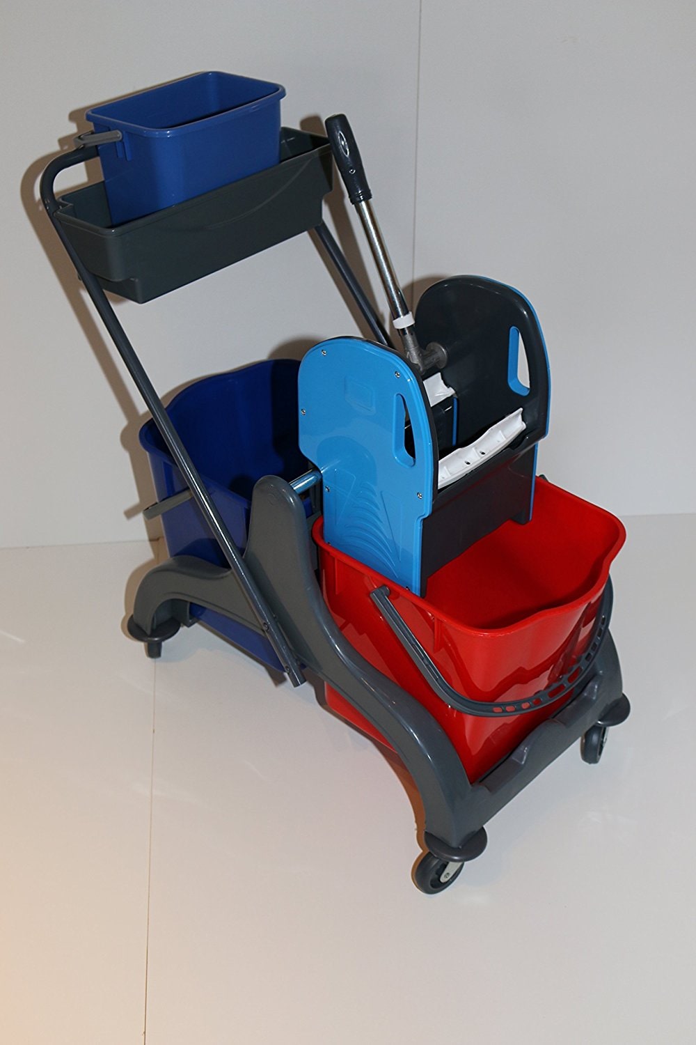 CleanSV© Aura2+ Reinigungswagen mit Ablage und 5 Liter Eimer, Wischwagen, Putzwagen aus Kunststoff, Profi Moppresse, 2 Eimer (rot / blau) und Deichsel