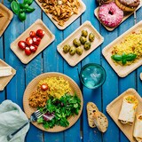 thumbnail of BIOZOYG 50 Stück Einwegteller 10 x 16 cm Pappteller, biologisch abbaubar, braun, rechteckig, recyclingfähig, robust Bioteller, Einweggeschirr