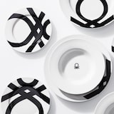 thumbnail of Benetton - Set 18Pcs Vajilla Porcelana Diseño Logo Estampado Negro