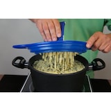 thumbnail of Spätzlereibe Spätzlewunder von Muxel mit Patentschaber BLAU Alternative für Spätzlebrett Spätzlepresse Spätzlehobel