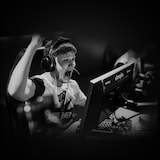 thumbnail of Logitech g pro x superlight souris de jeux sans fil - souris de jeux