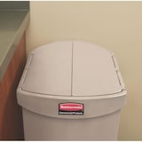 thumbnail of Rubbermaid Slim Jim Pedaleimer Schmalseite 50  Liter beige