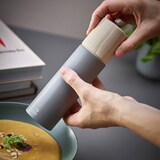 thumbnail of PEUGEOT Pfeffermühle BOREAL 21cm Schiefergrau Buchenholz Stahlmahlwerk