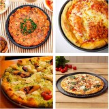 thumbnail of San Ignacio KINVARA - Molde para Pizza 33x33cm com Cortador de Pizza em Aço