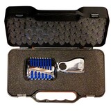 thumbnail of Microphone Rétro Karma DM878 en métal avec une prise XLR et un connecteur pour trépied - Mallette de transport