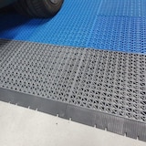 thumbnail of Carrelage renforcé 33x33cm (Gris foncé) Sol ventilé anti-humidité. Zones humides, garages, buanderies, réfrigérateurs, salles de bains, piscines