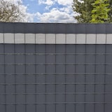 thumbnail of zaun|zu® Sichtschutzstreifen PP Premium Gelocht 15 Prozent Streifen Rot 50m