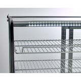 thumbnail of METRO PROFESSIONAL Vitrine réfrigérée positive GCV 1130, inox/verre, 88 x 56,8 x 68,6 cm, 130l, froid avec ventilateur, deux grilles, argenté/noir