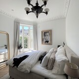 thumbnail of Cimaise Click Rail Pro + clips de fixation + vis & chevilles multimatériaux - Cimaise Tableau Artiteq Gris