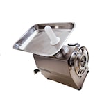 thumbnail of Professionele vleesmolen Bützmann BTK-22 met 22 monden. Capaciteit tot 250 kg/u. Met aan/uit-schakelaar, de enige die geldig is voor CE.