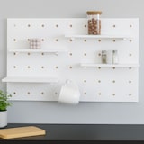 thumbnail of Wandpaneel HWC-P24, wanddecoratie wandplank pegboard, 4 niveaus ophanging 100x50cm FSC® ~ wit