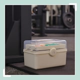 thumbnail of Relaxdays Apothekenbox, 7 Fächer, Erste Hilfe Kasten Hausapotheke, Kunststoff, HBT: 20,5 x 30 x 21 cm, Medizinbox, weiß