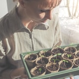 thumbnail of Relaxdays Anzuchttöpfe im 120er Set, biologisch abbaubar, Zellulose, HxD: 7,5 x 8 cm, runde Anzuchtgefäße, klein, natur