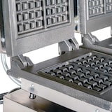 thumbnail of Romux® Gaufrier Électrique Professionnel Double de Table en Acier Inox 61x33 cm | Plaques de Cuisson en fonte en Fonte - 8 Gaufres Carrées - 4000 W